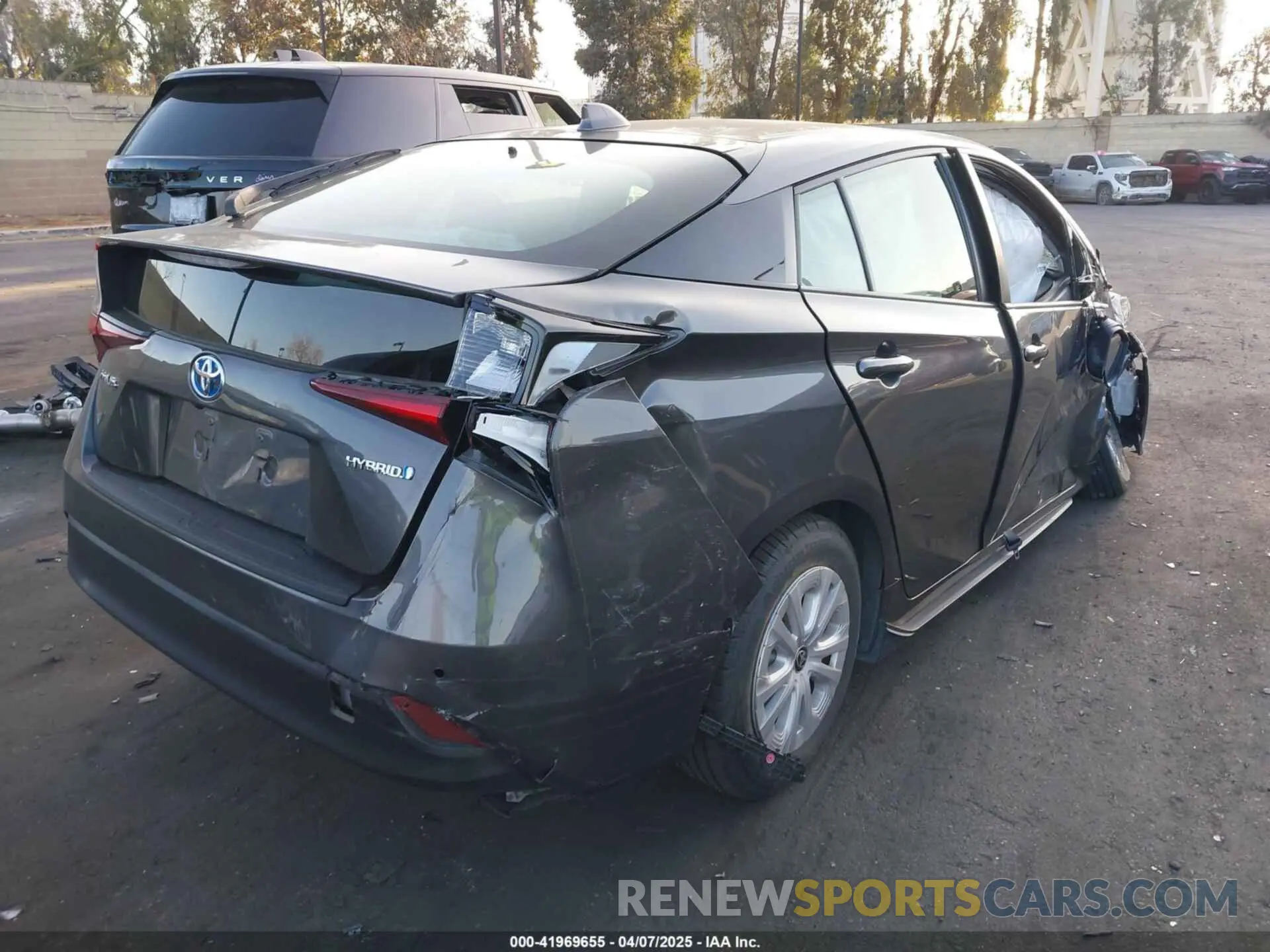 4 Photograph of a damaged car JTDKARFU9L3122010 TOYOTA PRIUS 2020