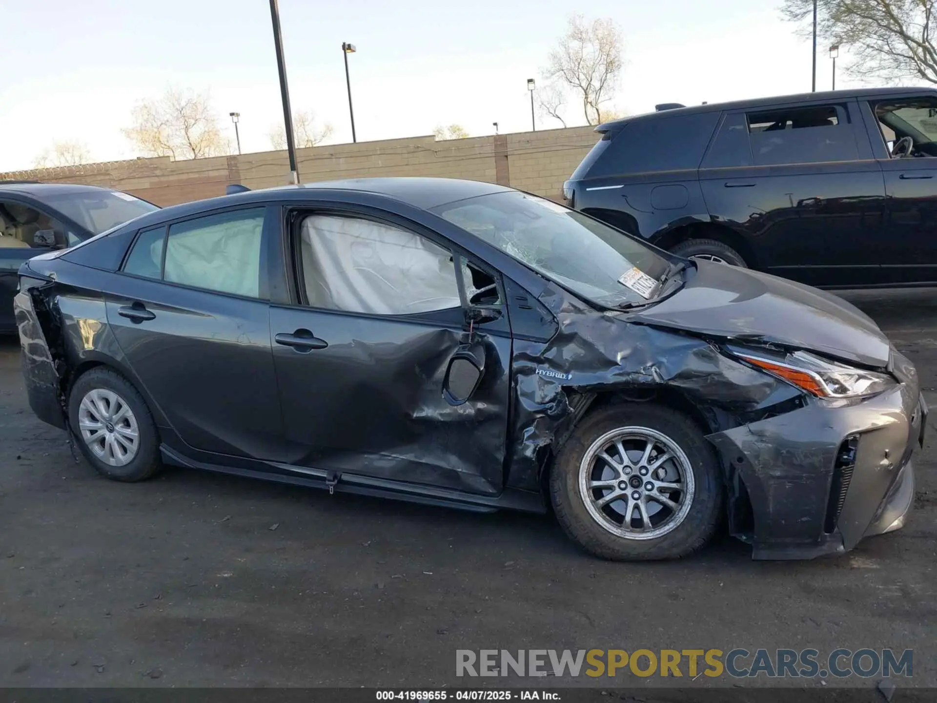 6 Photograph of a damaged car JTDKARFU9L3122010 TOYOTA PRIUS 2020