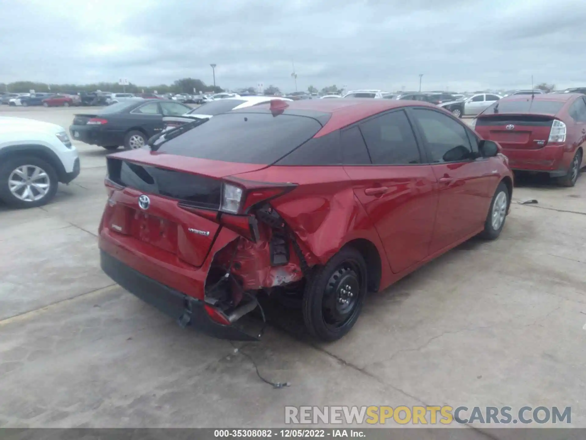 6 Photograph of a damaged car JTDKARFUXL3112361 TOYOTA PRIUS 2020