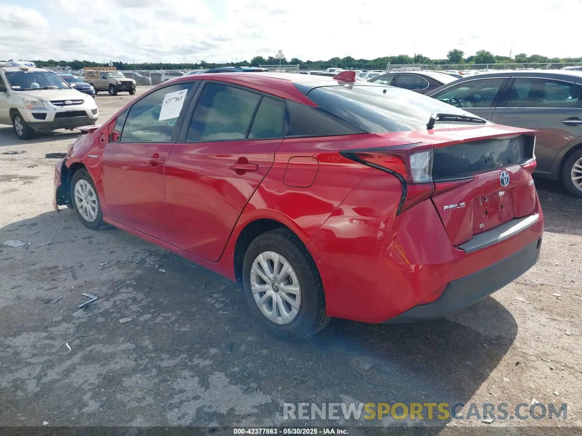 3 Photograph of a damaged car JTDKARFUXL3113493 TOYOTA PRIUS 2020