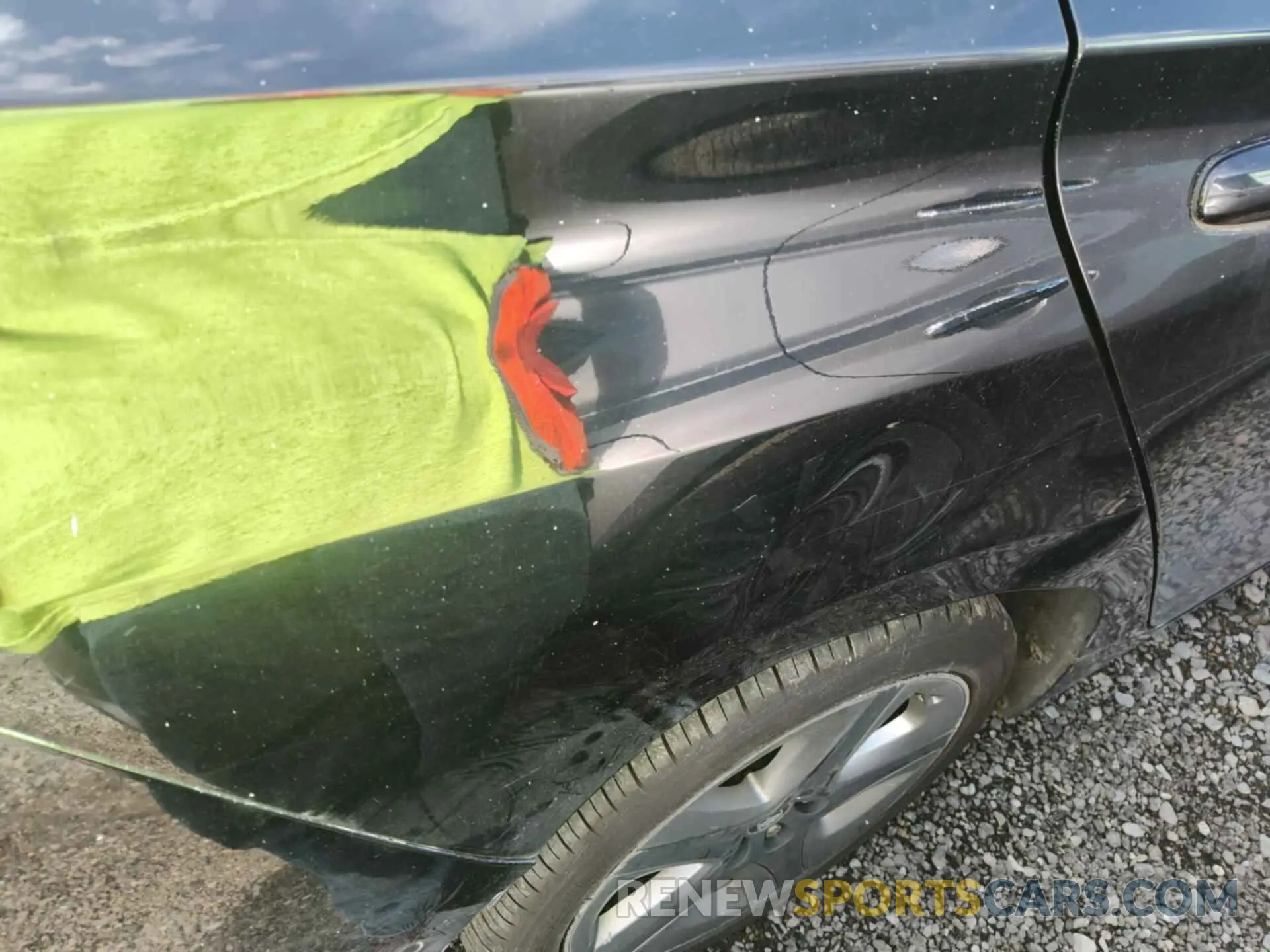 39 Photograph of a damaged car JTDKARFUXL3115230 TOYOTA PRIUS 2020