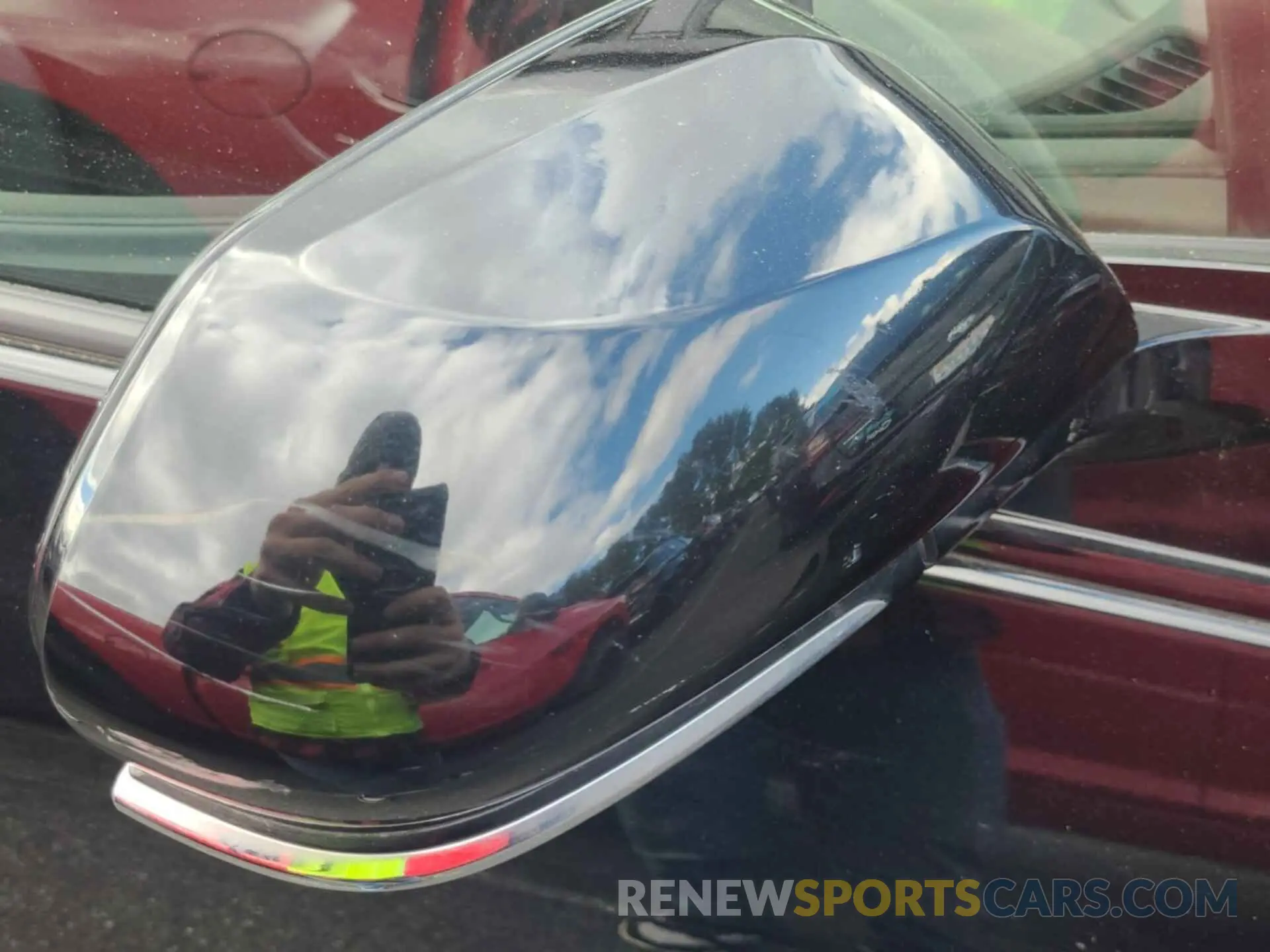 32 Photograph of a damaged car JTDKARFUXL3115664 TOYOTA PRIUS 2020