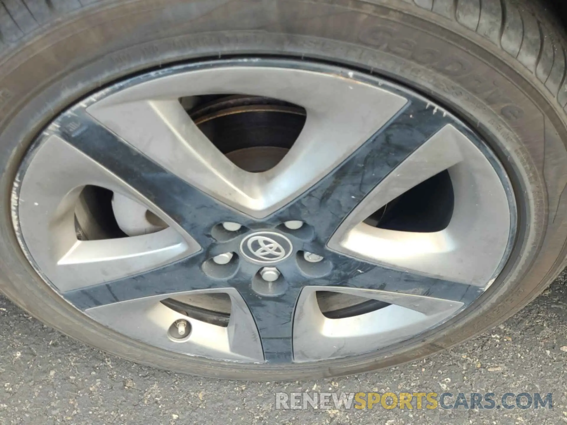 9 Photograph of a damaged car JTDKARFUXL3115664 TOYOTA PRIUS 2020