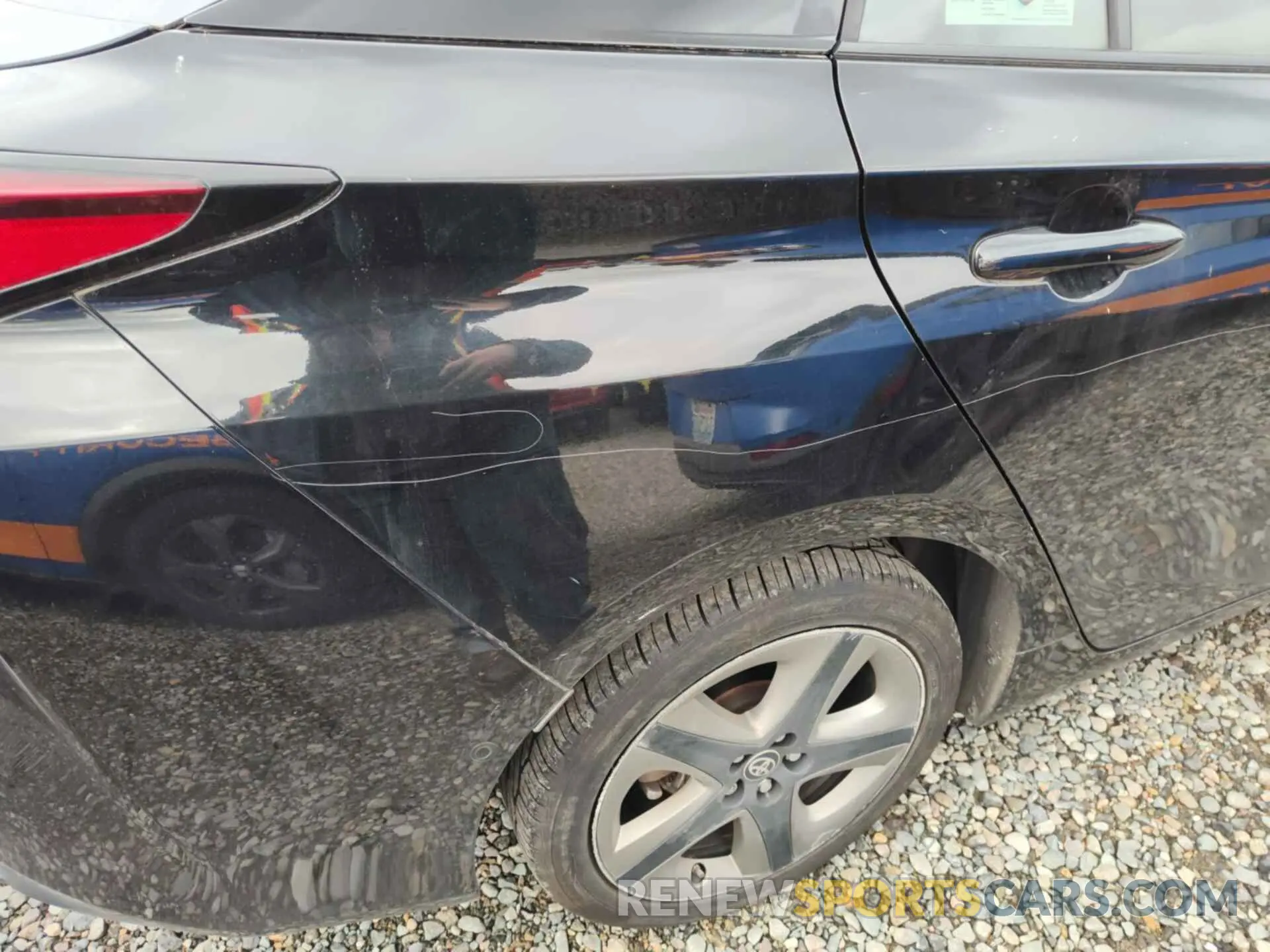 18 Photograph of a damaged car JTDKARFUXL3116085 TOYOTA PRIUS 2020