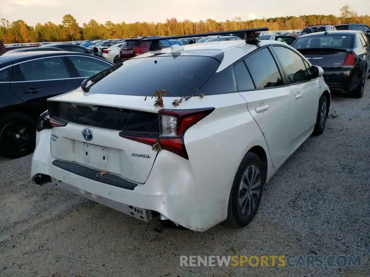 4 Photograph of a damaged car JTDL9RFU1L3014879 TOYOTA PRIUS 2020