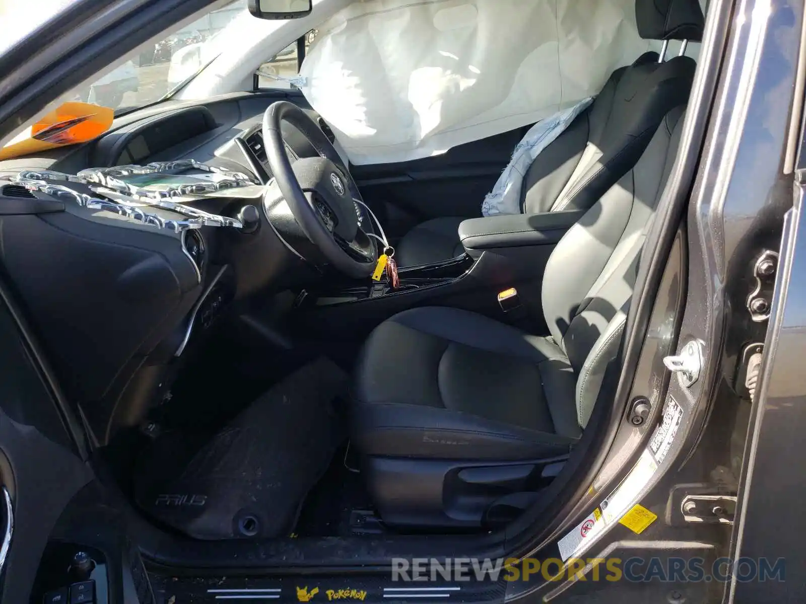 5 Photograph of a damaged car JTDL9RFU1L3015837 TOYOTA PRIUS 2020