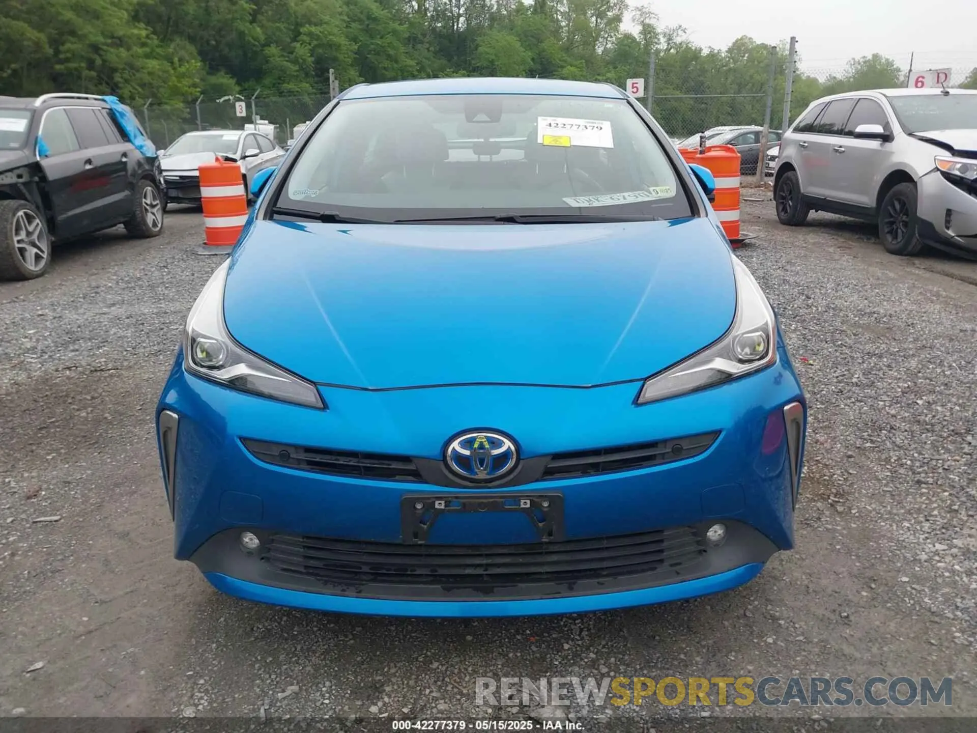 12 Photograph of a damaged car JTDL9RFU1L3017703 TOYOTA PRIUS 2020