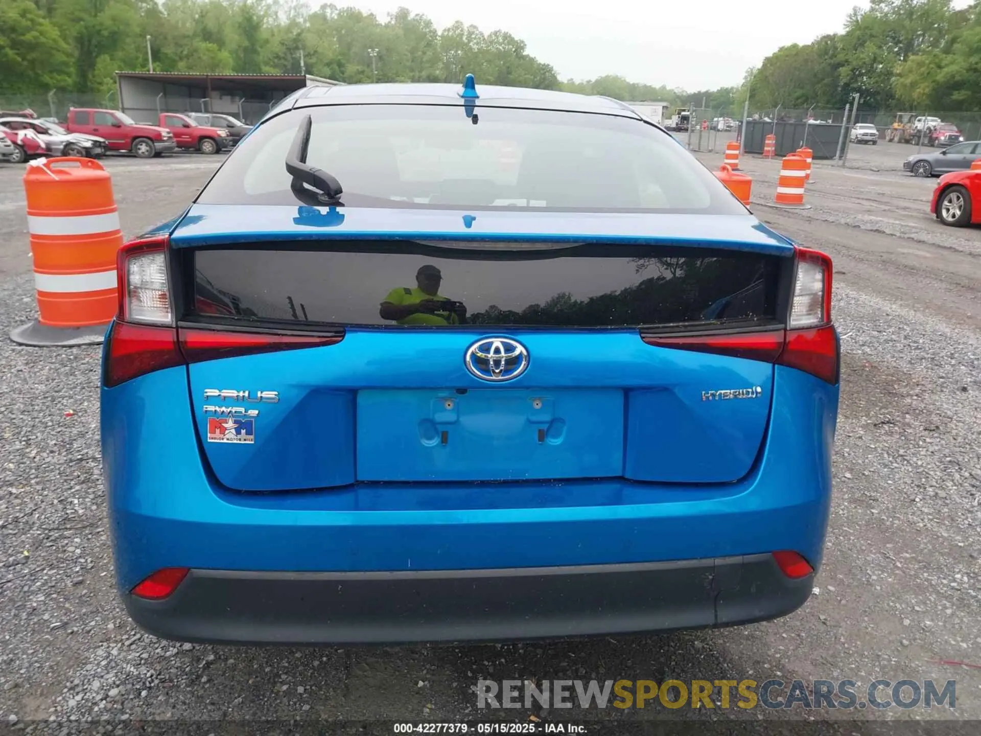 16 Photograph of a damaged car JTDL9RFU1L3017703 TOYOTA PRIUS 2020
