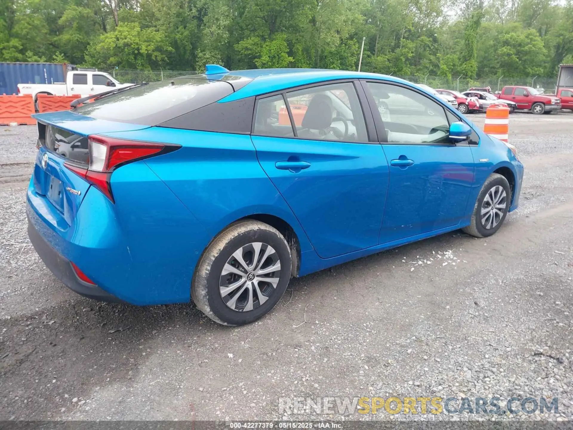 4 Photograph of a damaged car JTDL9RFU1L3017703 TOYOTA PRIUS 2020