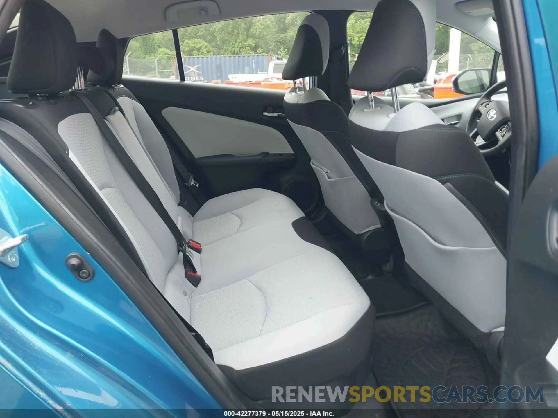 8 Photograph of a damaged car JTDL9RFU1L3017703 TOYOTA PRIUS 2020