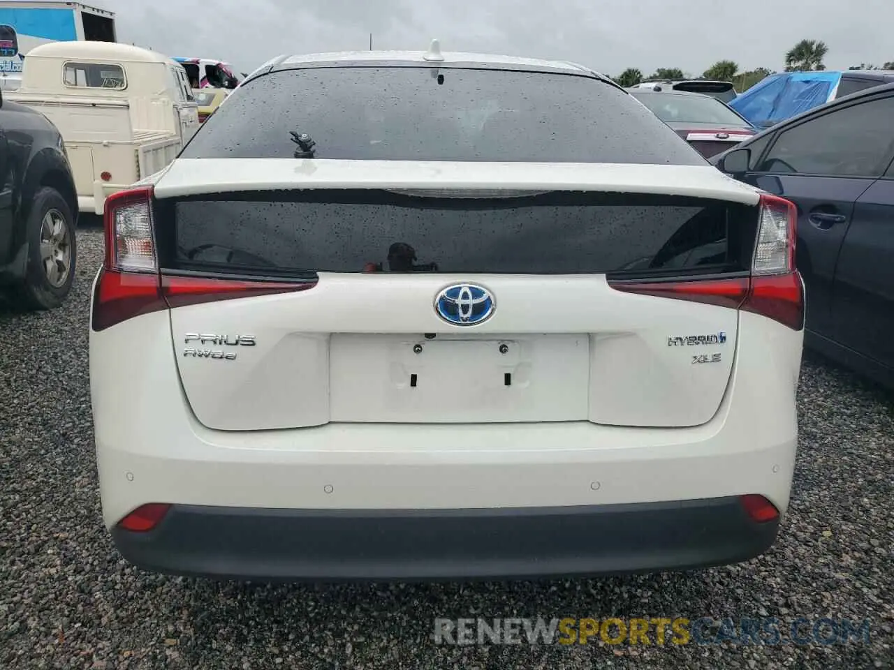 6 Photograph of a damaged car JTDL9RFU1L3022335 TOYOTA PRIUS 2020