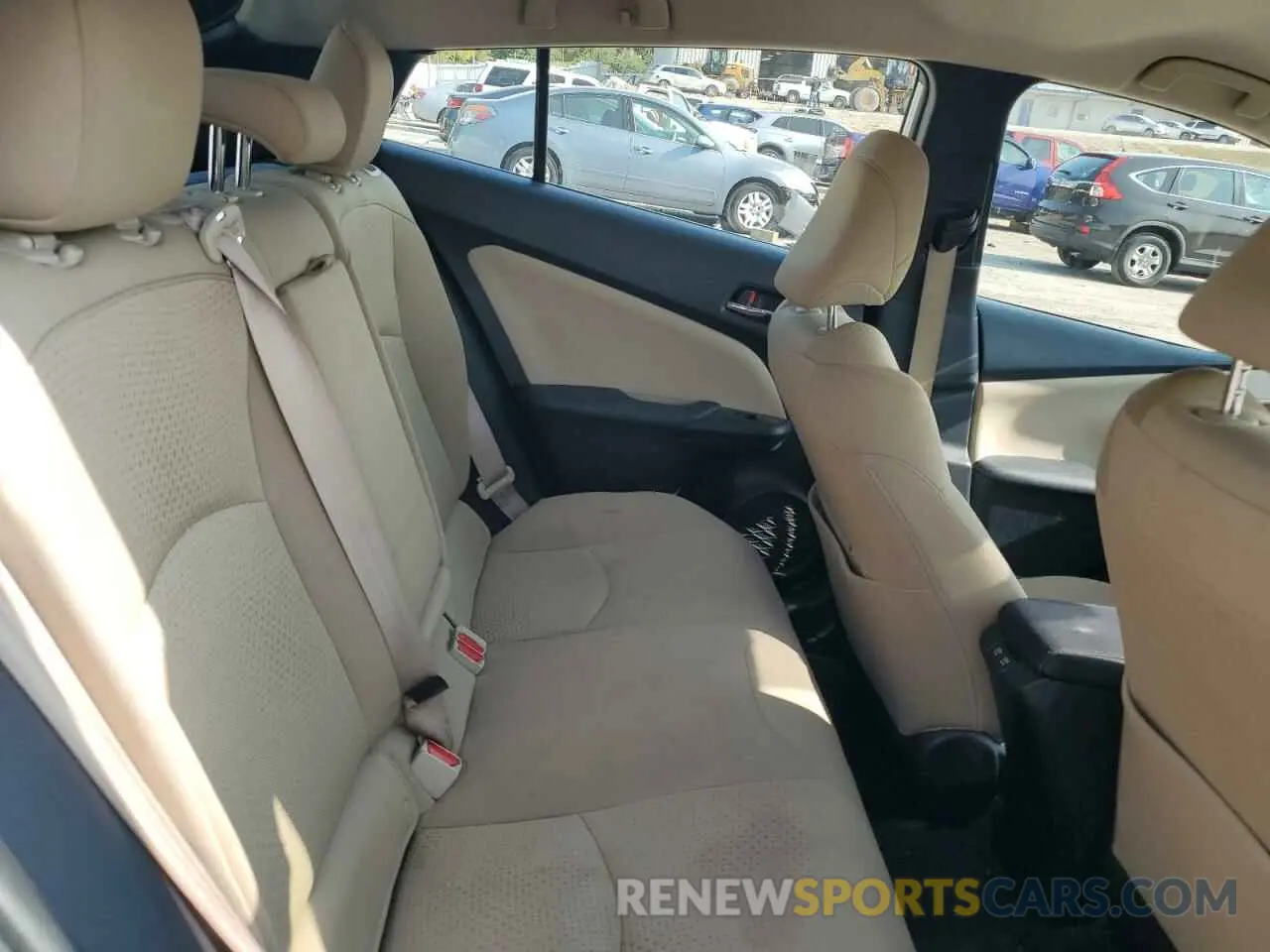 10 Photograph of a damaged car JTDL9RFU2L3017385 TOYOTA PRIUS 2020