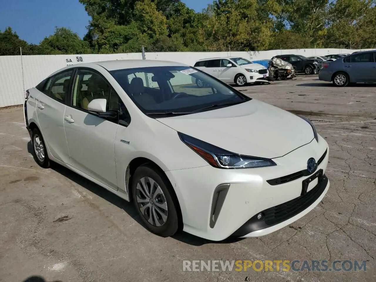 4 Photograph of a damaged car JTDL9RFU2L3017385 TOYOTA PRIUS 2020