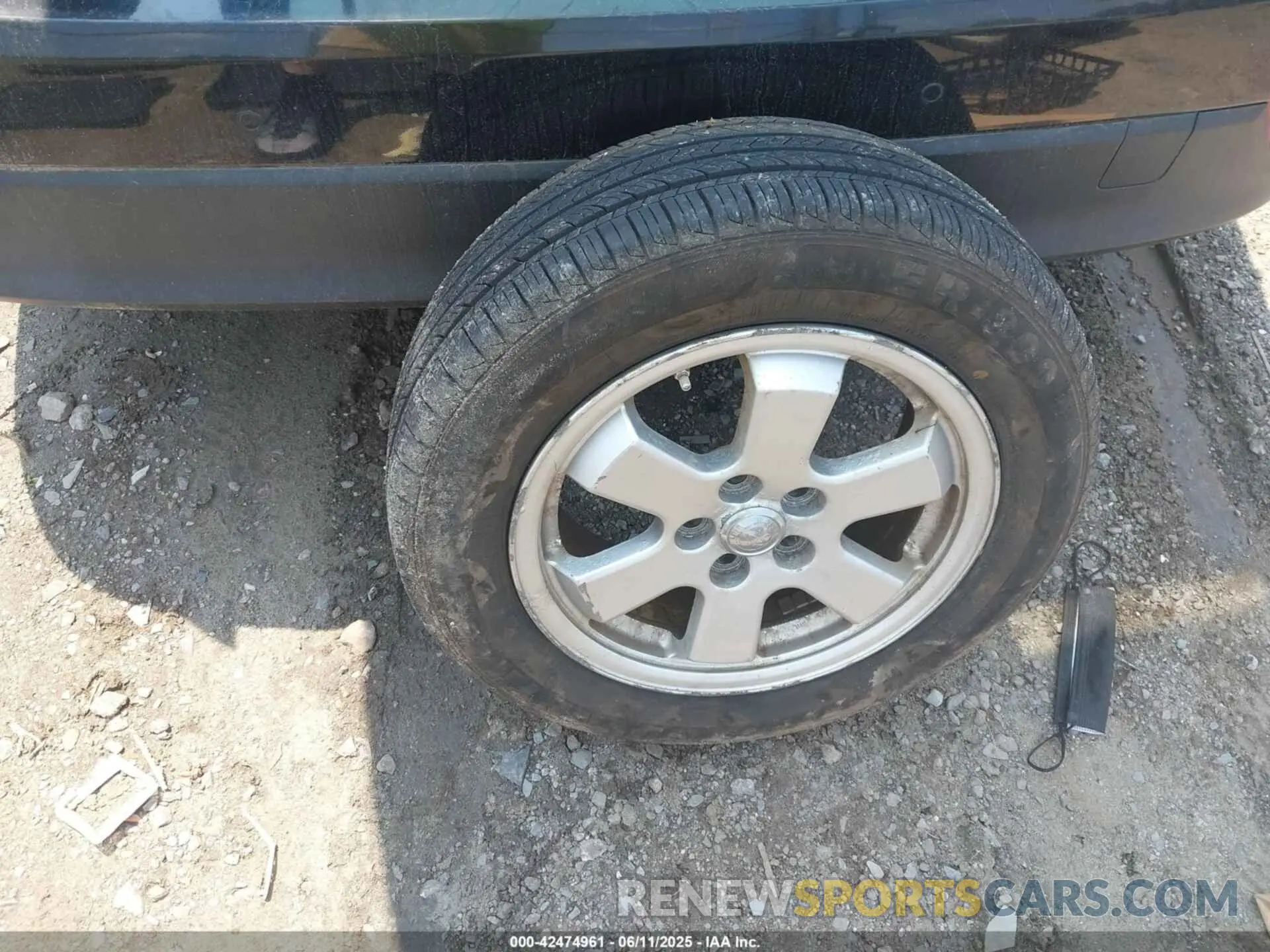12 Photograph of a damaged car JTDL9RFU2L3019122 TOYOTA PRIUS 2020