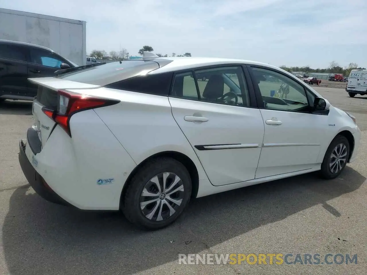 3 Photograph of a damaged car JTDL9RFU2L3019735 TOYOTA PRIUS 2020