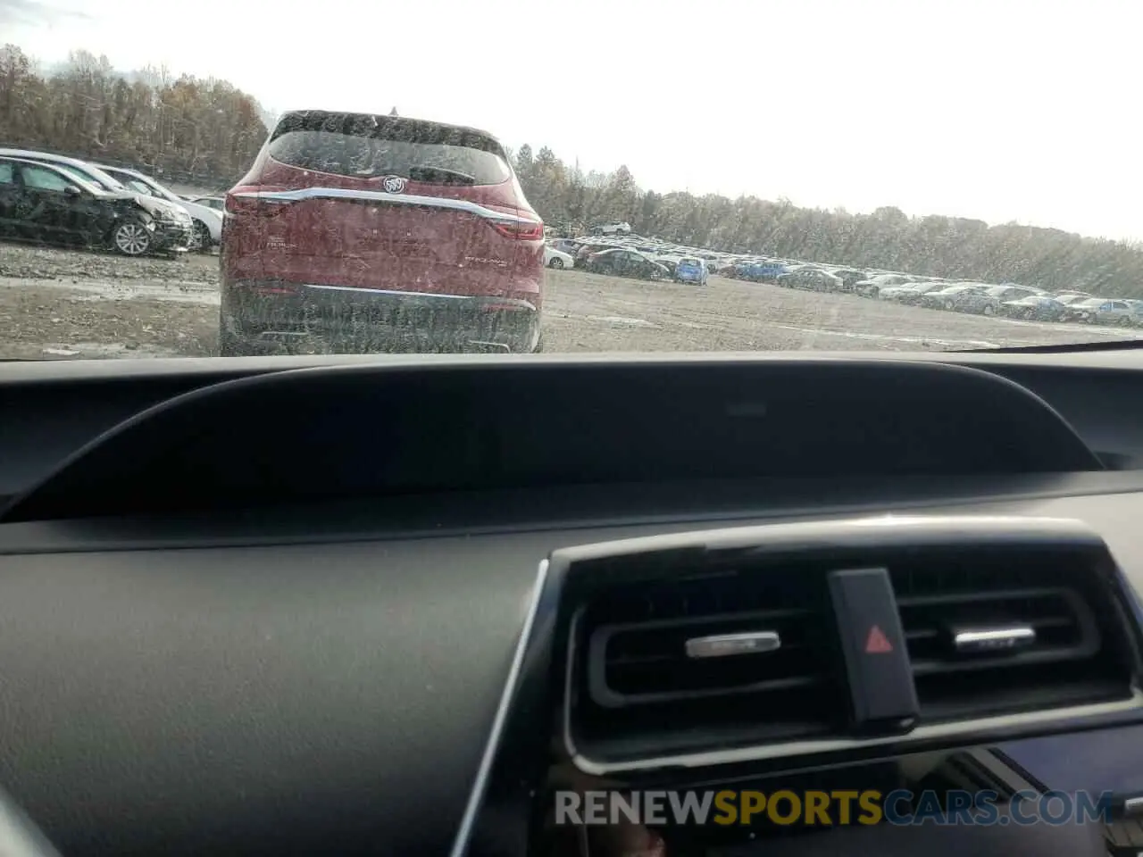 9 Photograph of a damaged car JTDL9RFU2L3021663 TOYOTA PRIUS 2020