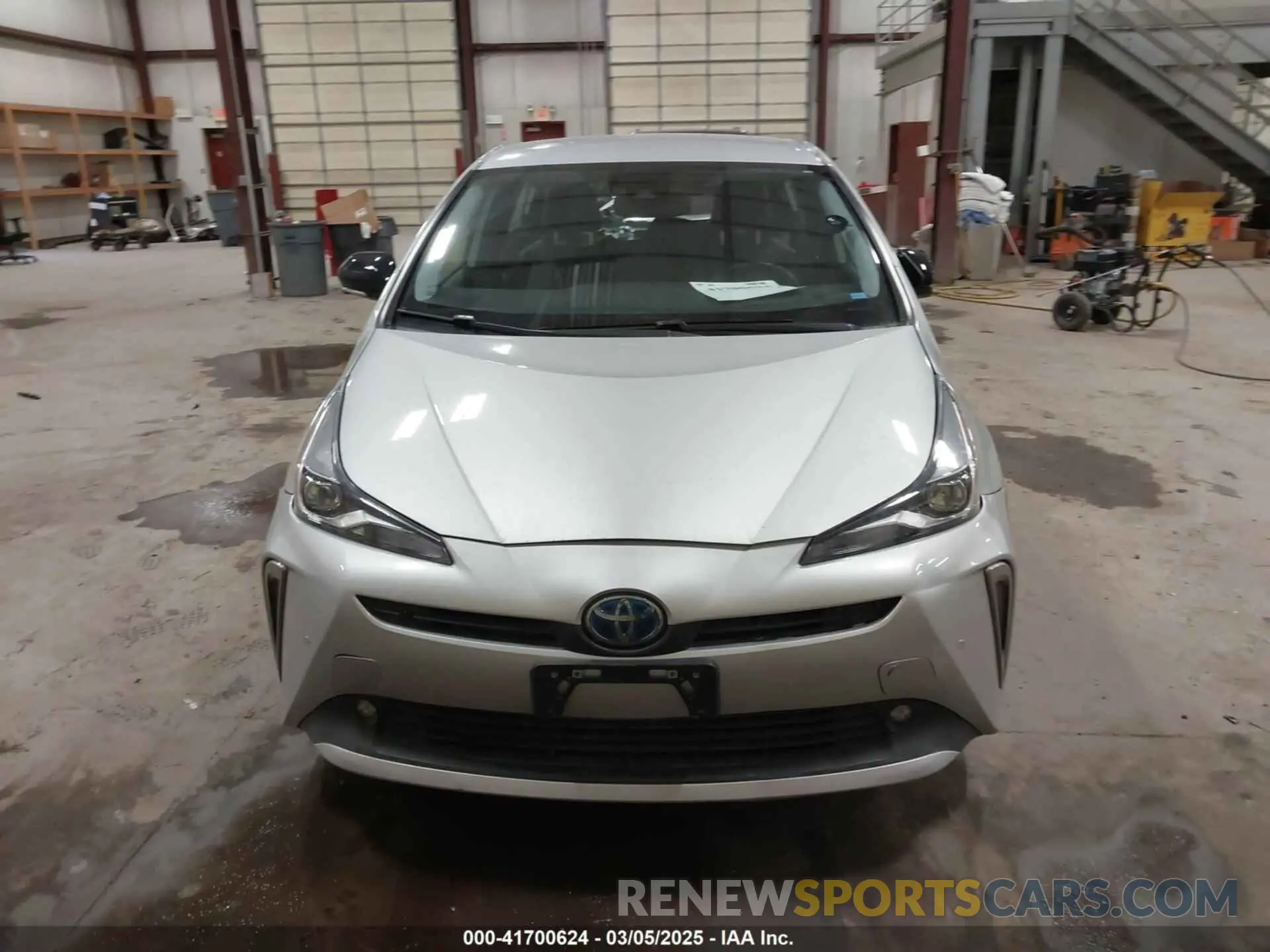 12 Photograph of a damaged car JTDL9RFU3L3019534 TOYOTA PRIUS 2020