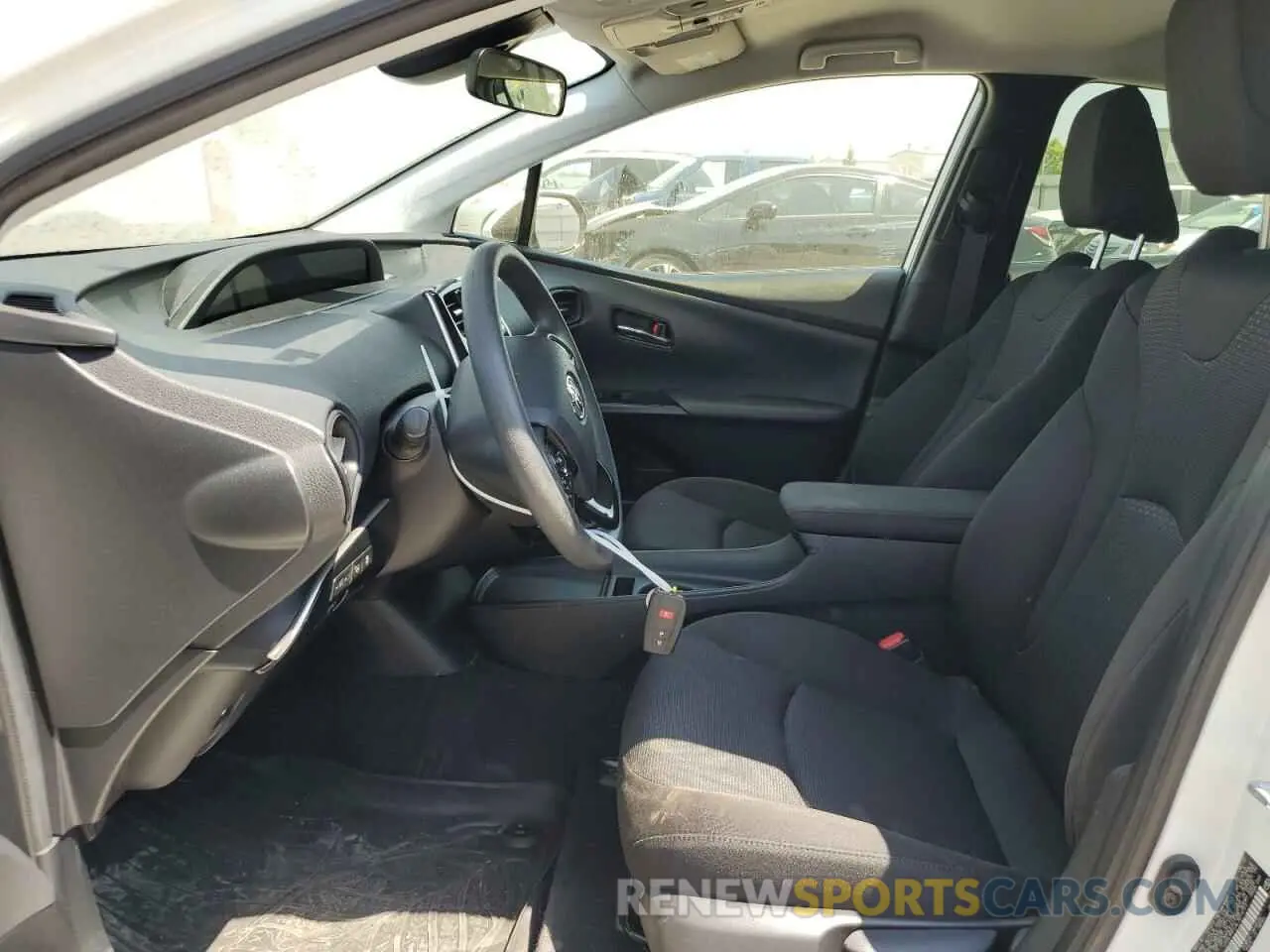 7 Photograph of a damaged car JTDL9RFU4L3014777 TOYOTA PRIUS 2020