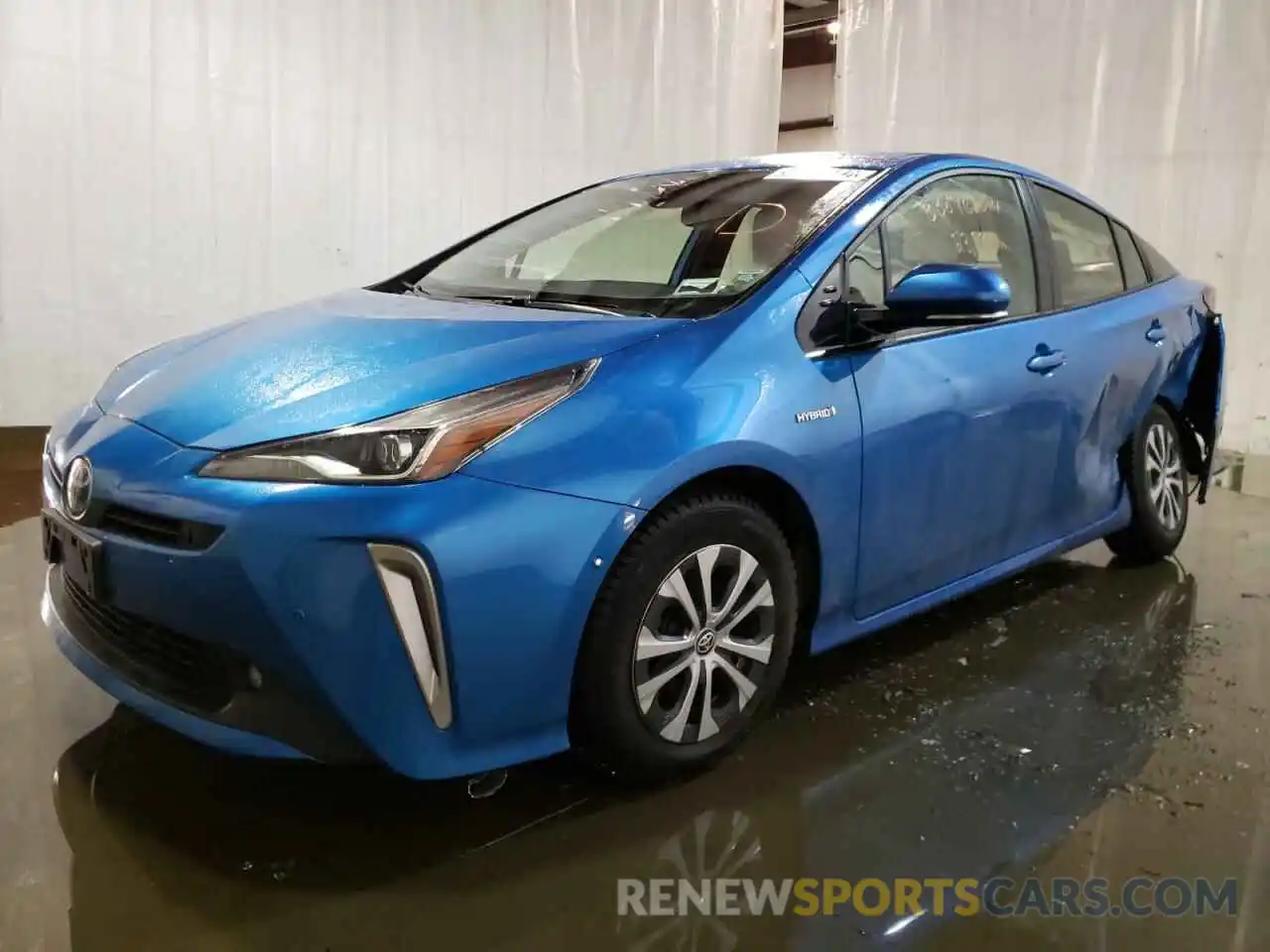 2 Photograph of a damaged car JTDL9RFU4L3022457 TOYOTA PRIUS 2020