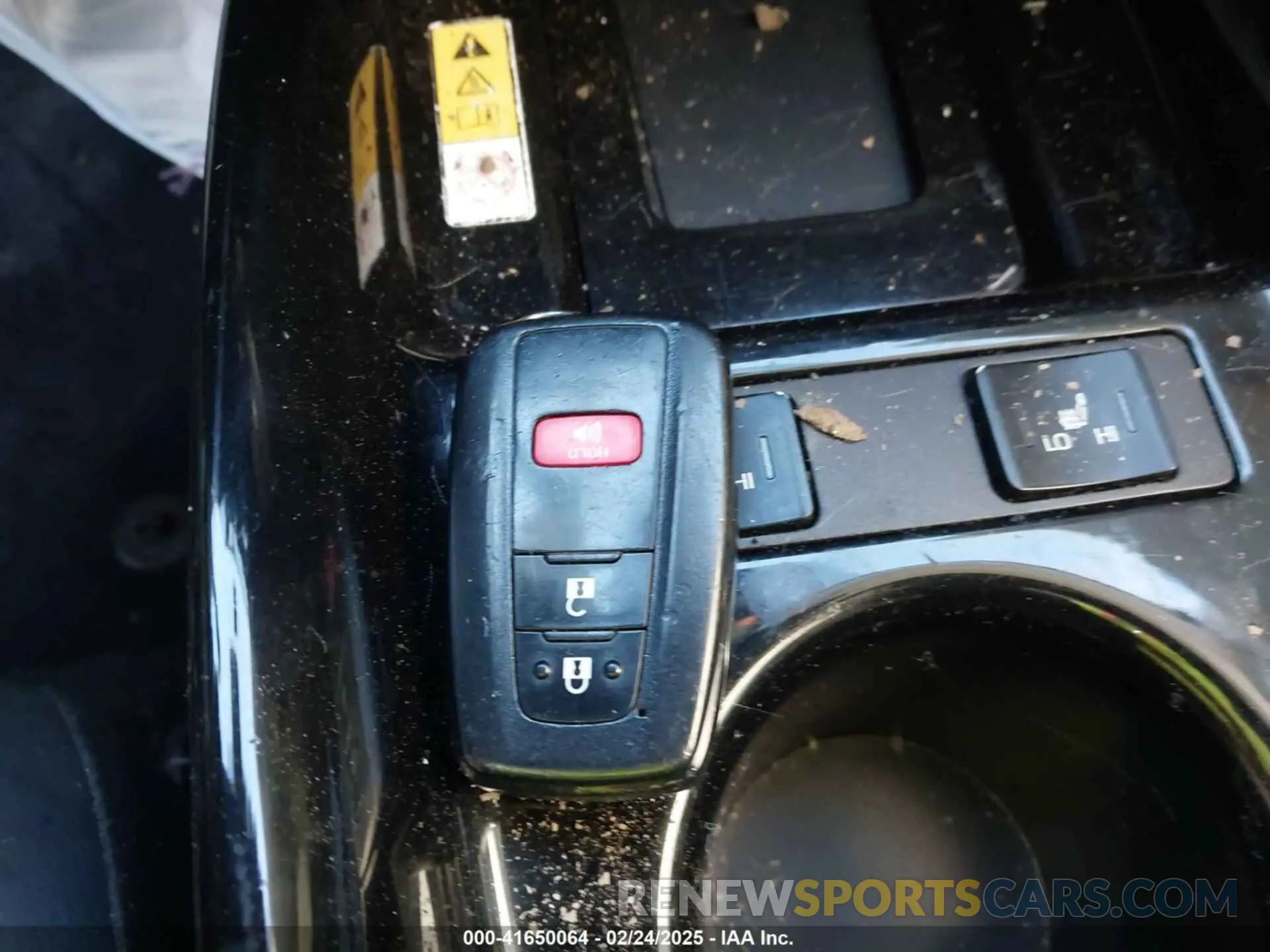 11 Photograph of a damaged car JTDL9RFU5L3013217 TOYOTA PRIUS 2020