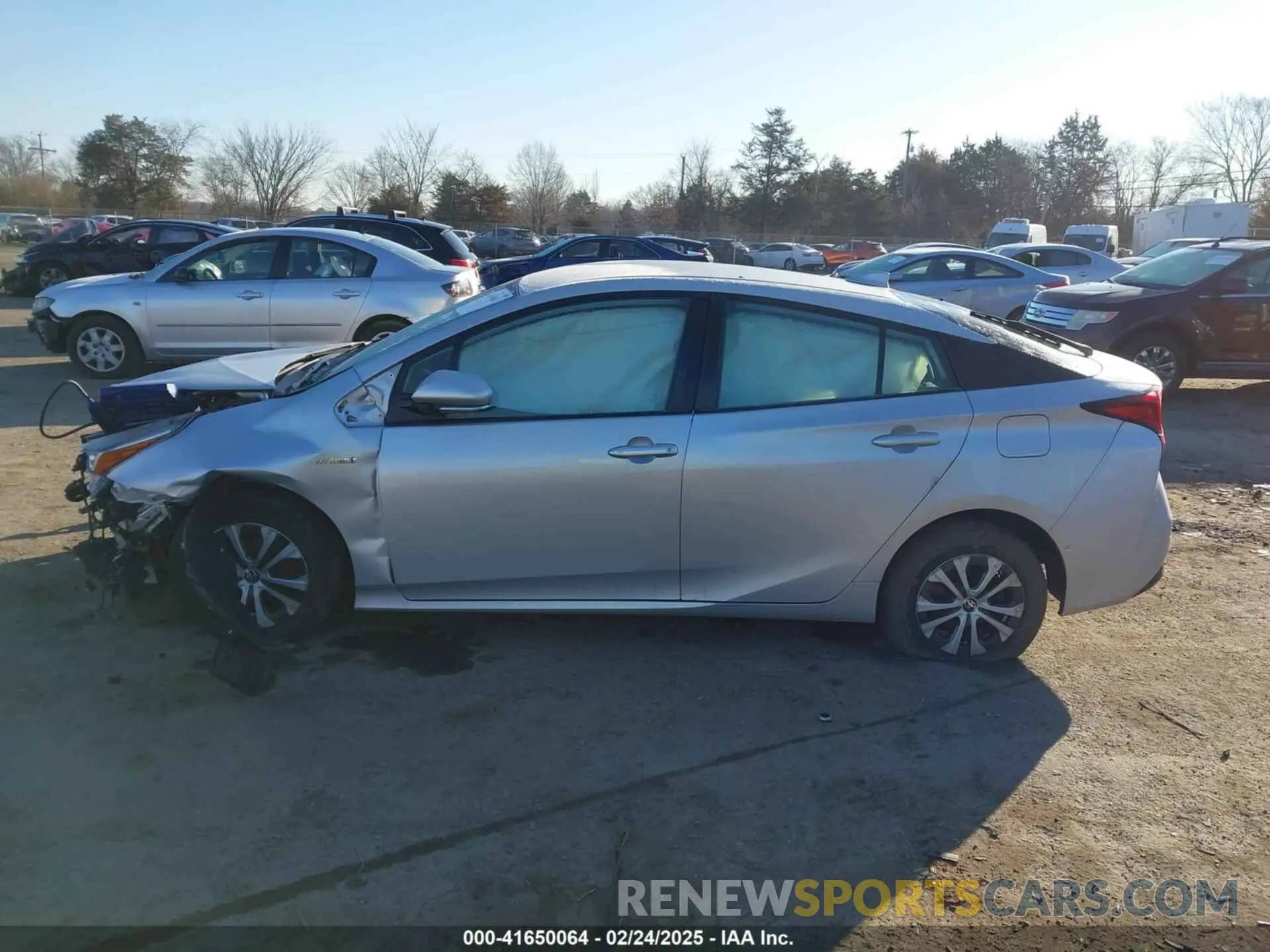 15 Photograph of a damaged car JTDL9RFU5L3013217 TOYOTA PRIUS 2020