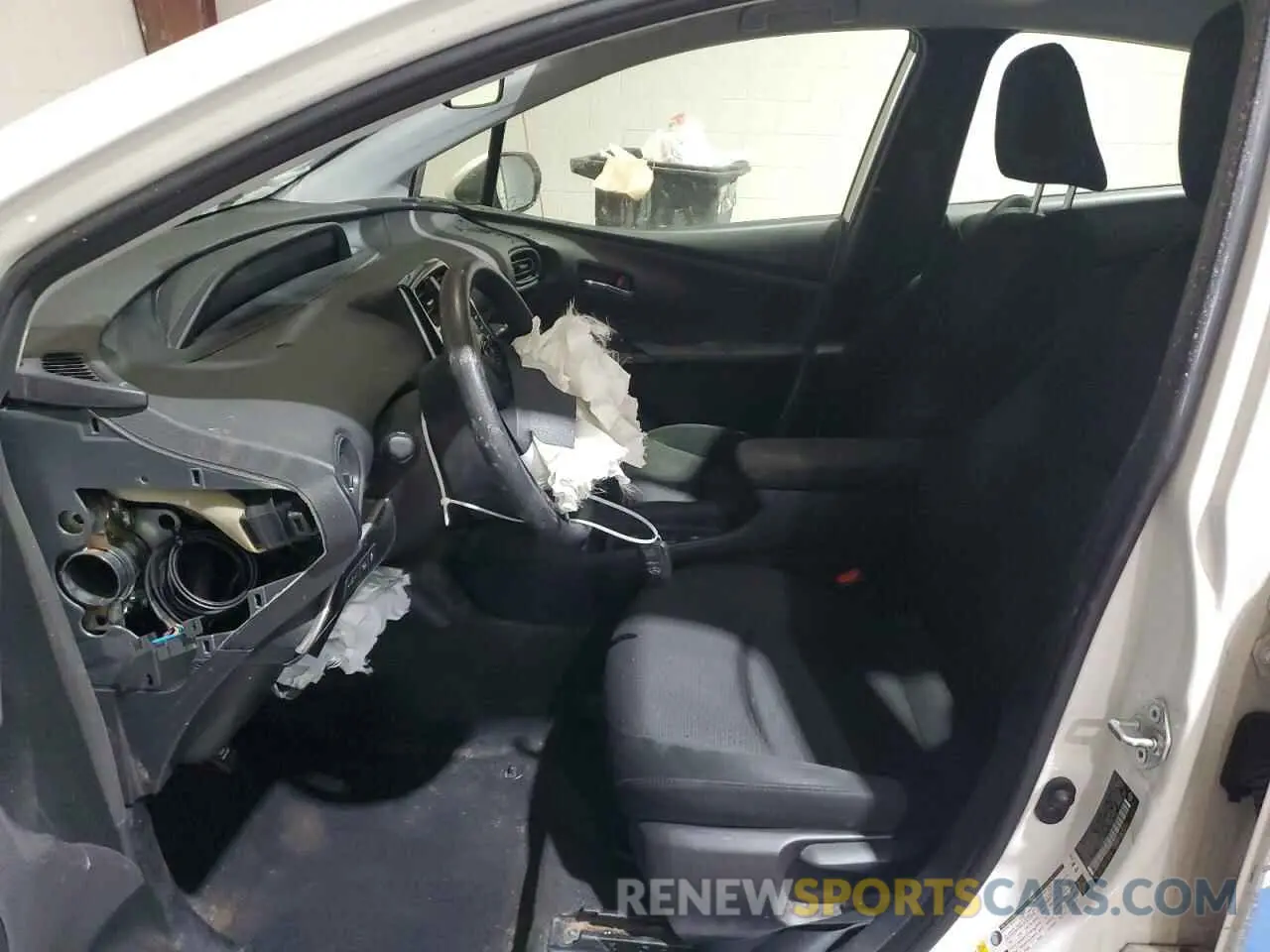 7 Photograph of a damaged car JTDL9RFU5L3022306 TOYOTA PRIUS 2020