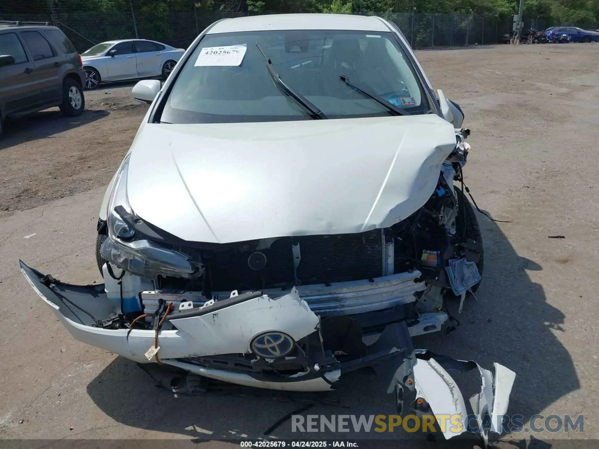 12 Photograph of a damaged car JTDL9RFU7L3019326 TOYOTA PRIUS 2020