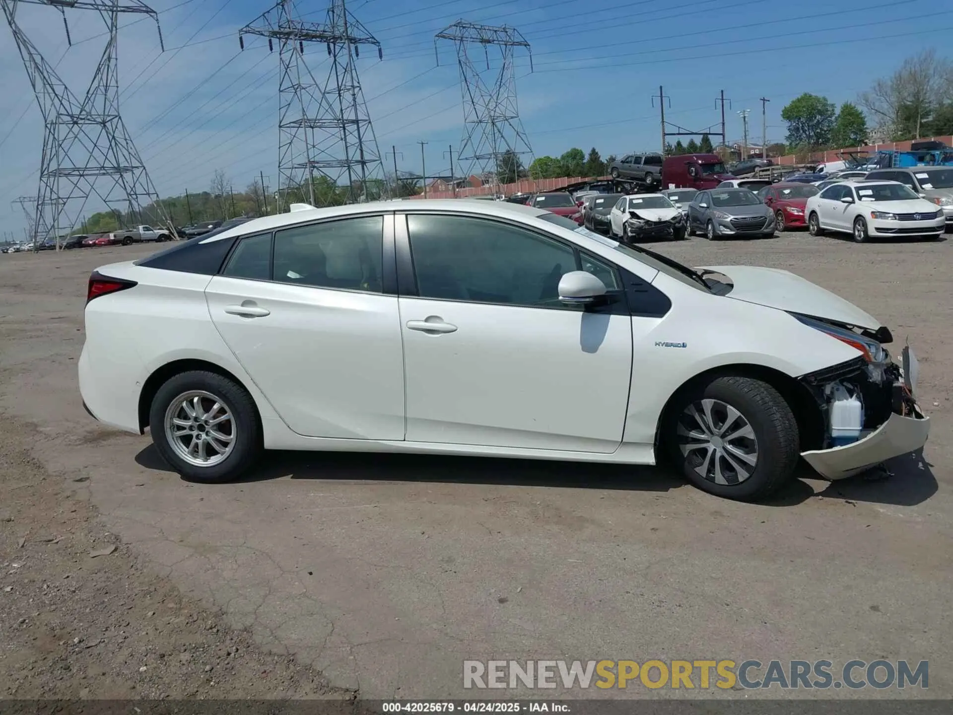 13 Photograph of a damaged car JTDL9RFU7L3019326 TOYOTA PRIUS 2020