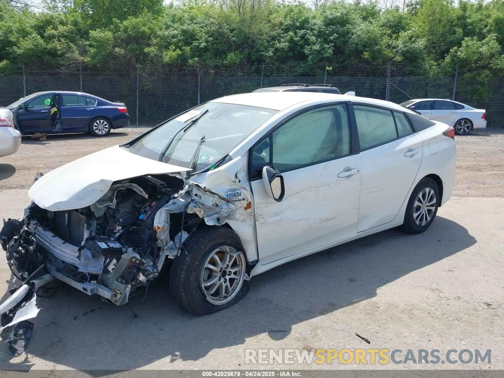 2 Photograph of a damaged car JTDL9RFU7L3019326 TOYOTA PRIUS 2020