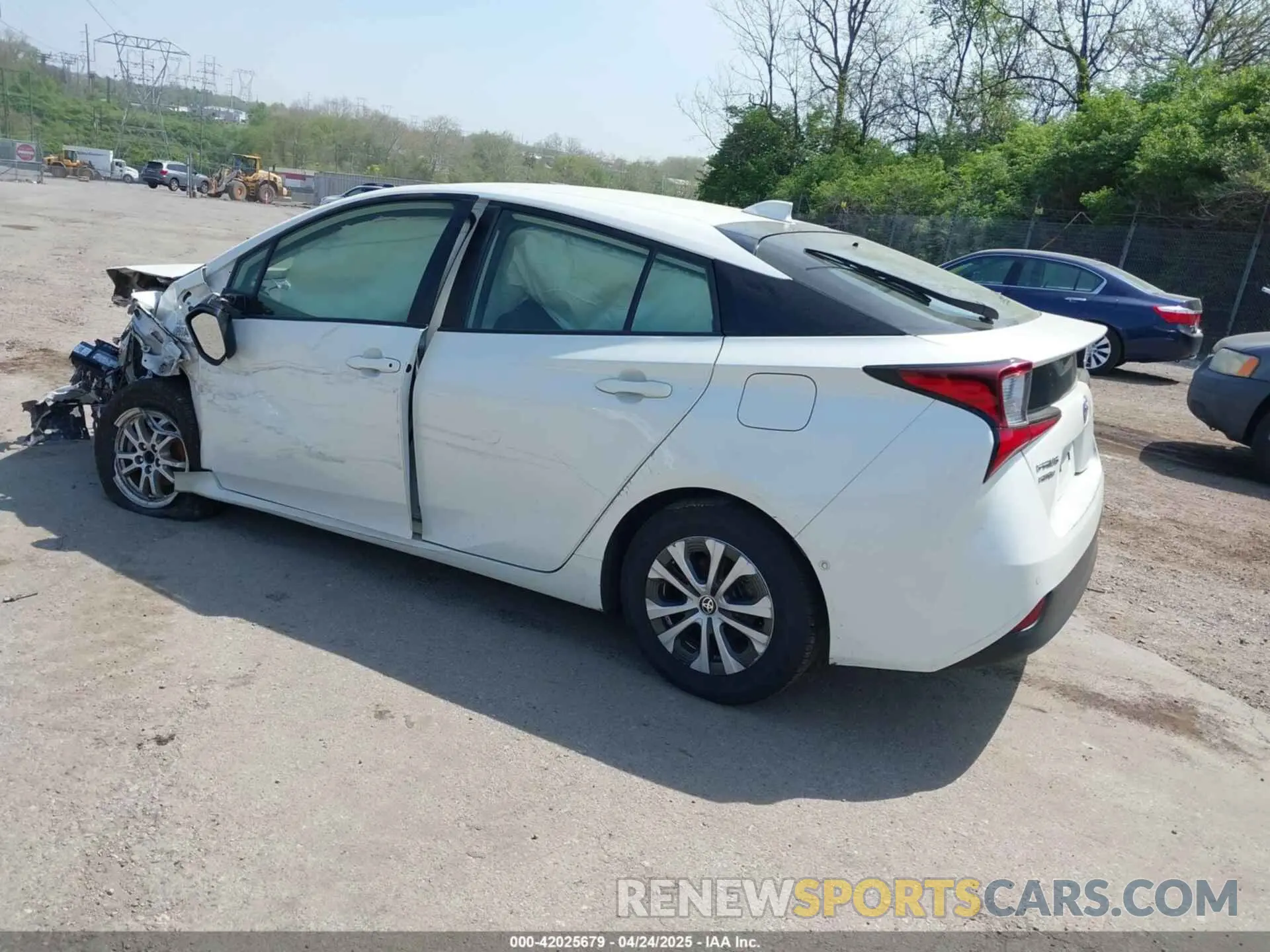 3 Photograph of a damaged car JTDL9RFU7L3019326 TOYOTA PRIUS 2020