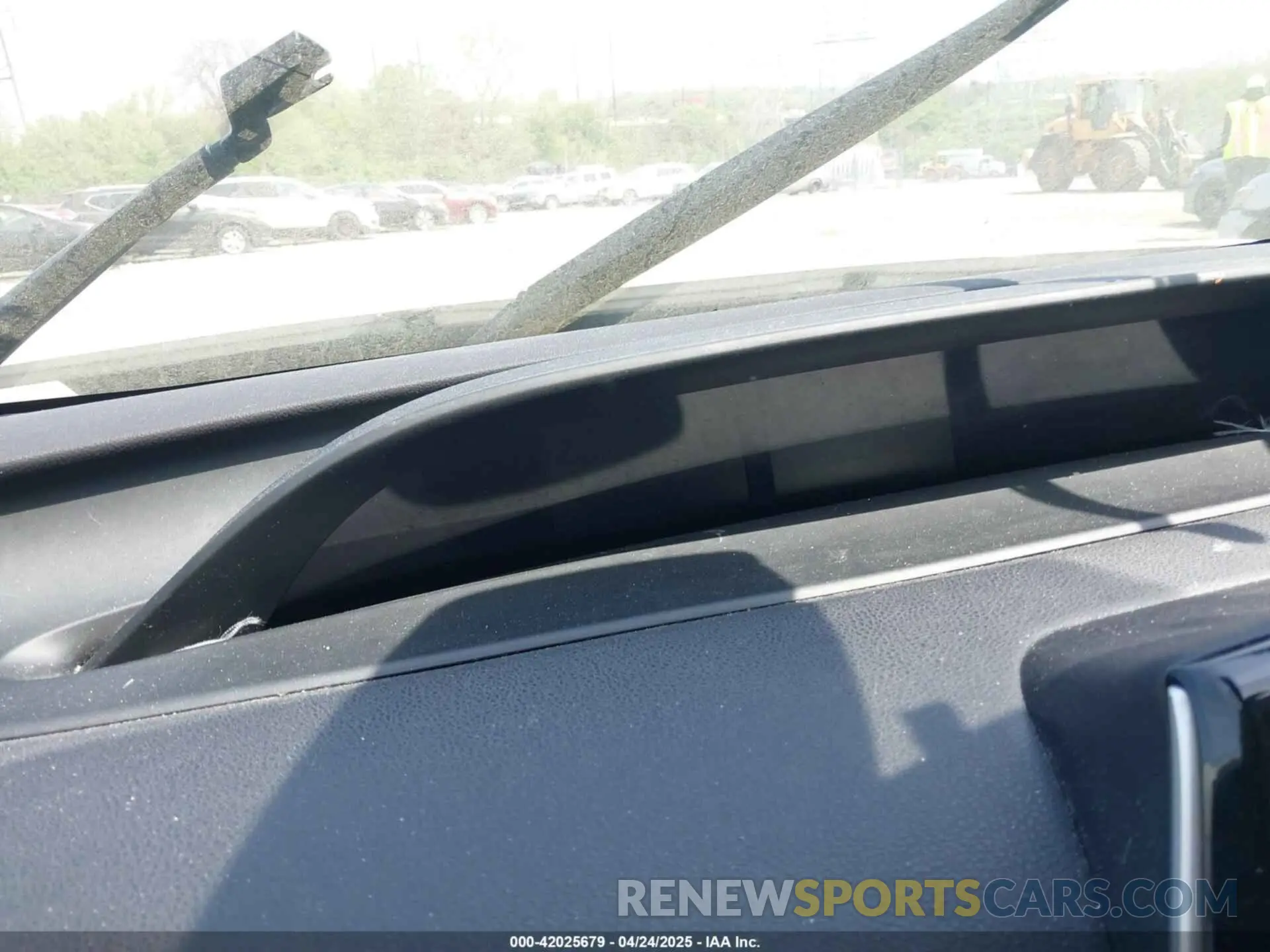 7 Photograph of a damaged car JTDL9RFU7L3019326 TOYOTA PRIUS 2020