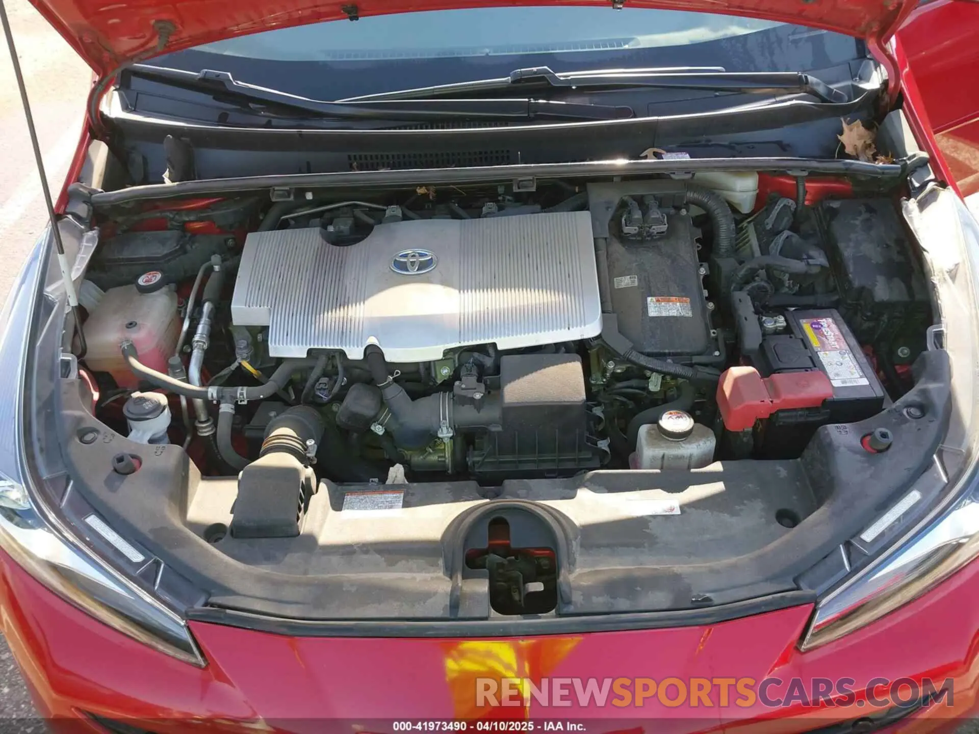 10 Photograph of a damaged car JTDL9RFU8L3019030 TOYOTA PRIUS 2020