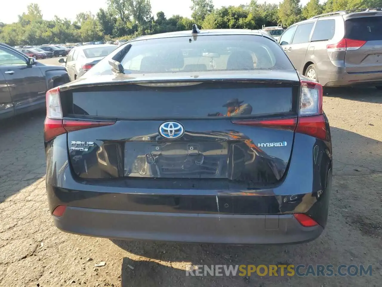 6 Photograph of a damaged car JTDL9RFU8L3019335 TOYOTA PRIUS 2020