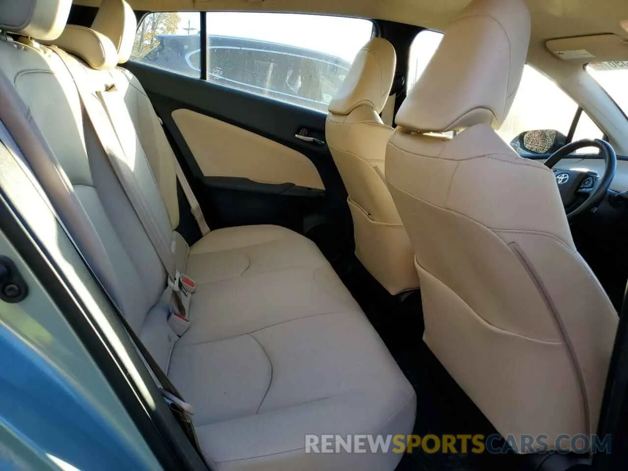 10 Photograph of a damaged car JTDL9RFU8L3021182 TOYOTA PRIUS 2020