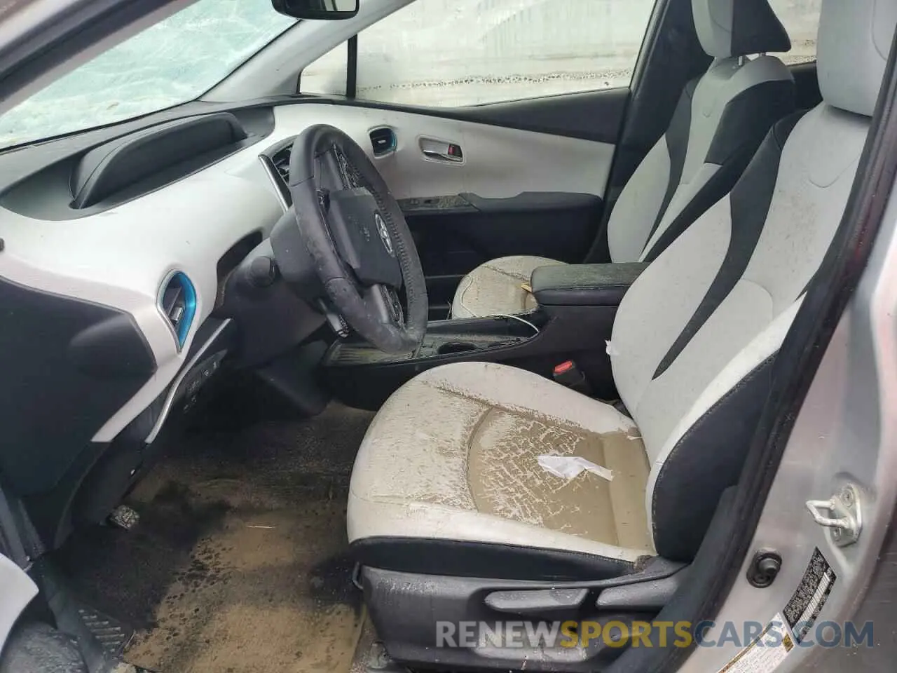 7 Photograph of a damaged car JTDL9RFU8L3021991 TOYOTA PRIUS 2020