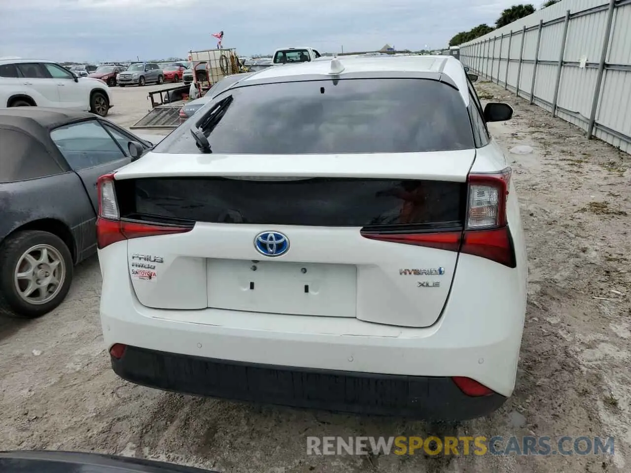 6 Photograph of a damaged car JTDL9RFU9L3016332 TOYOTA PRIUS 2020