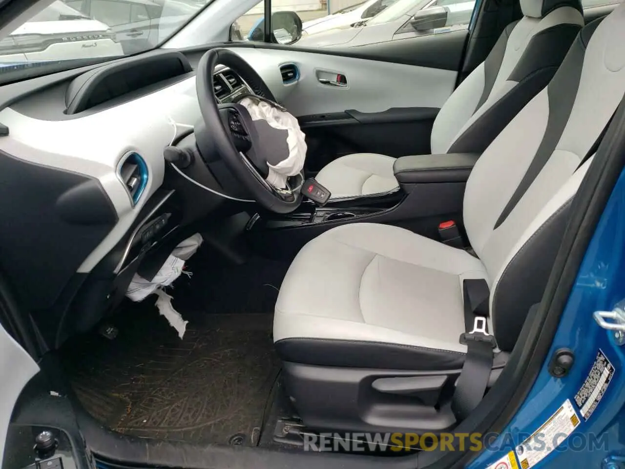 7 Photograph of a damaged car JTDL9RFU9L3016573 TOYOTA PRIUS 2020