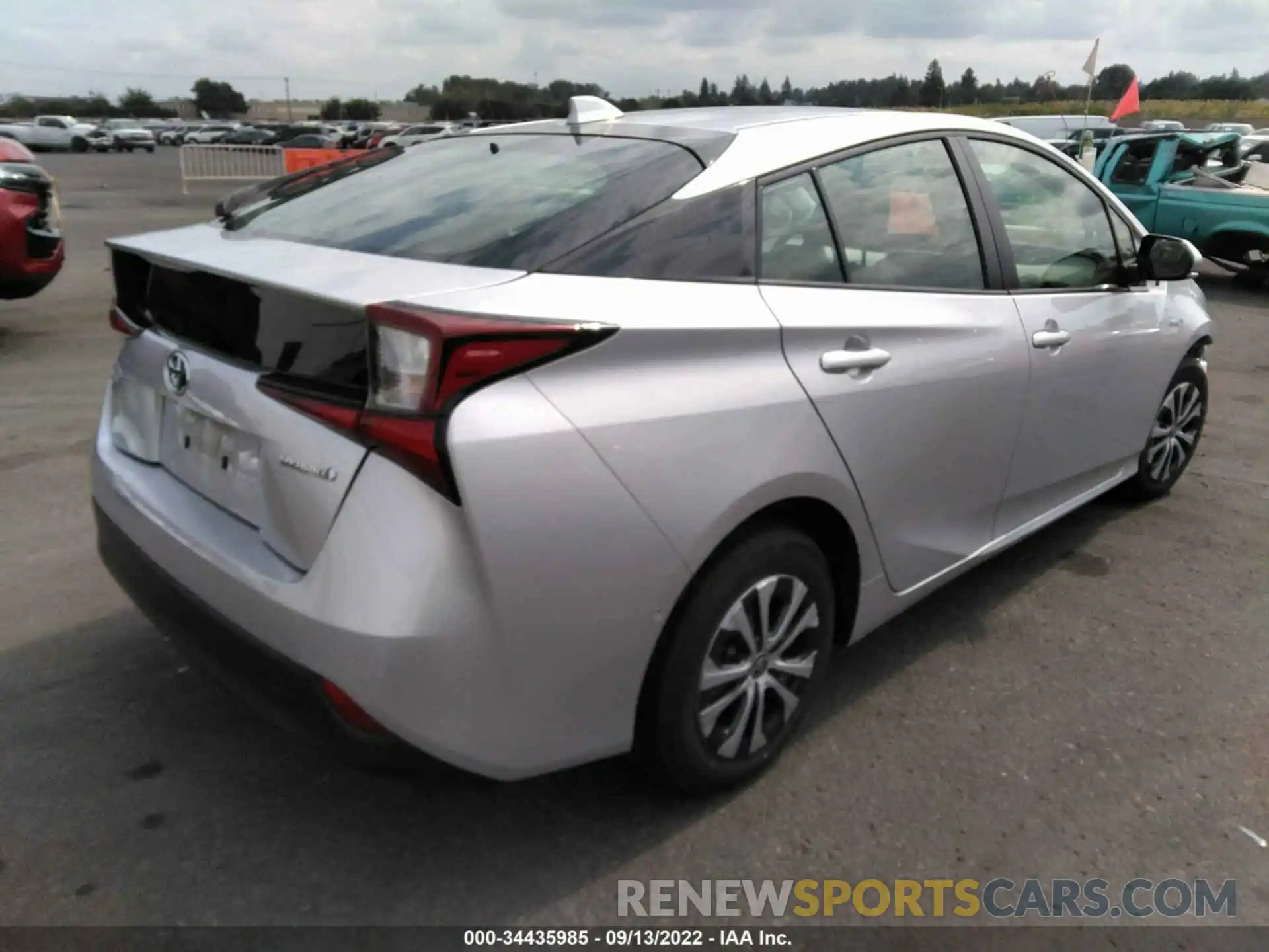 4 Photograph of a damaged car JTDL9RFU9L3020655 TOYOTA PRIUS 2020