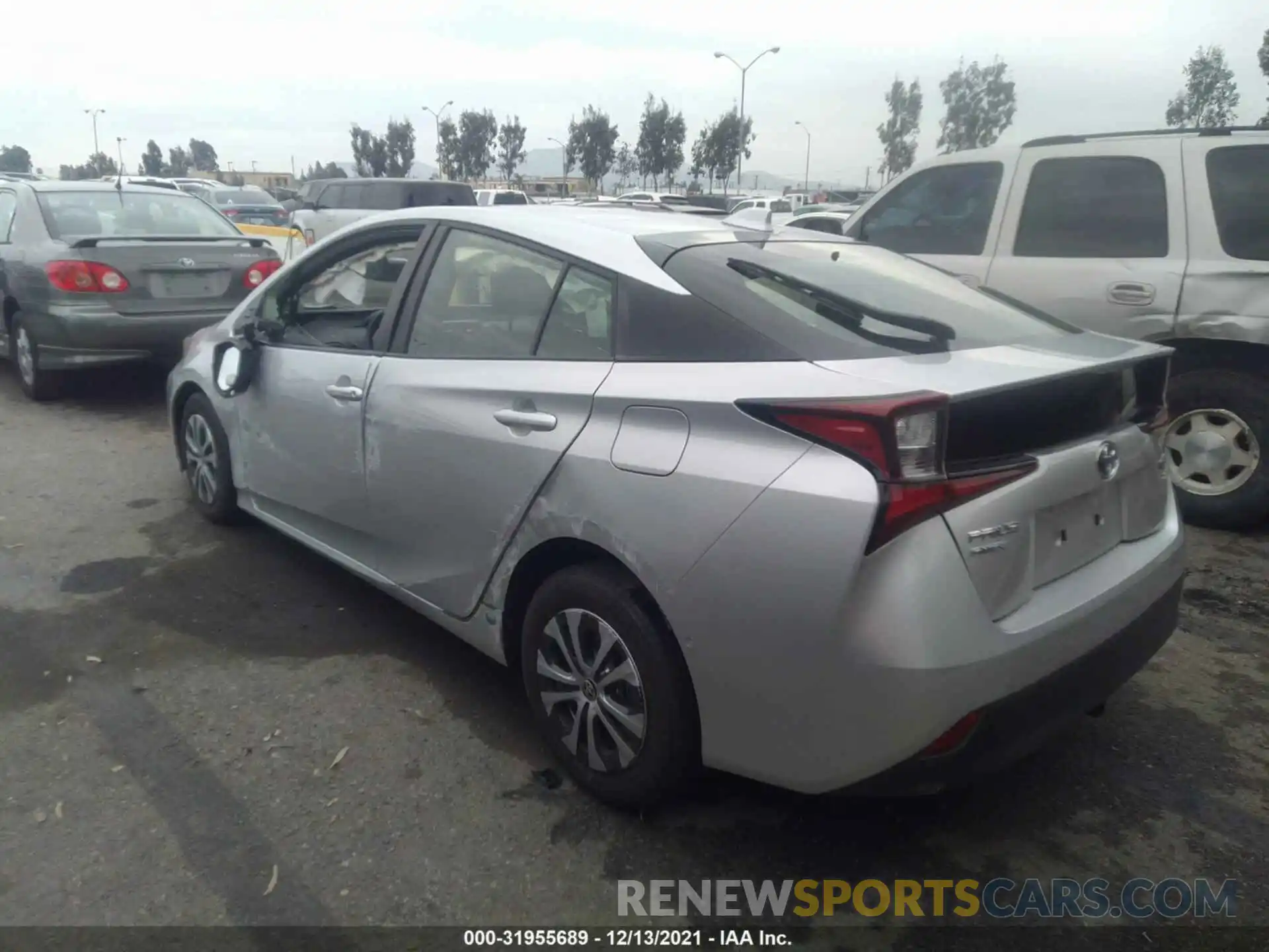 3 Photograph of a damaged car JTDL9RFUXL3020504 TOYOTA PRIUS 2020