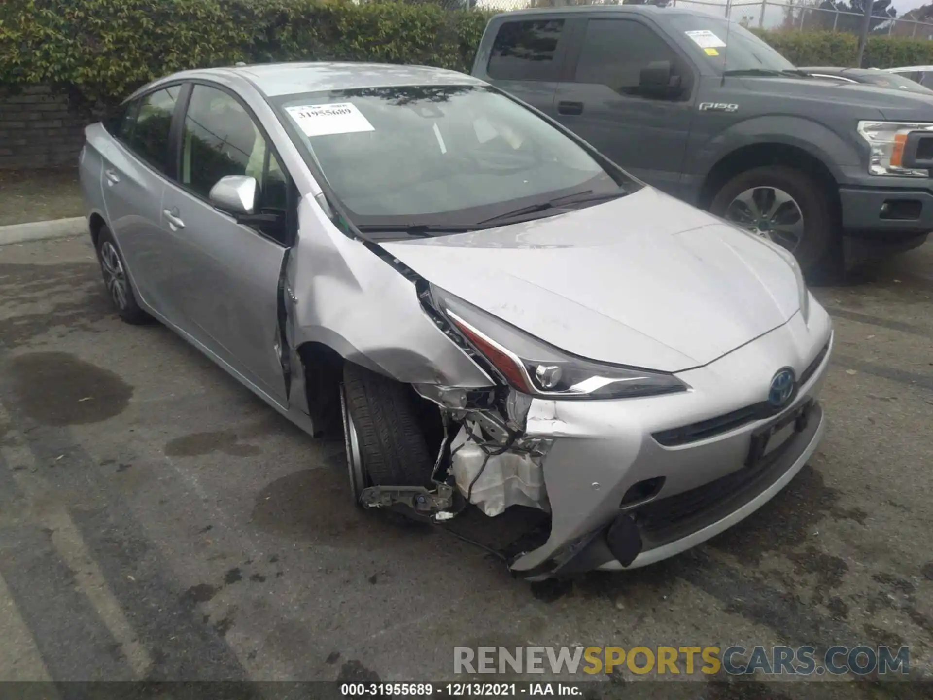 6 Photograph of a damaged car JTDL9RFUXL3020504 TOYOTA PRIUS 2020