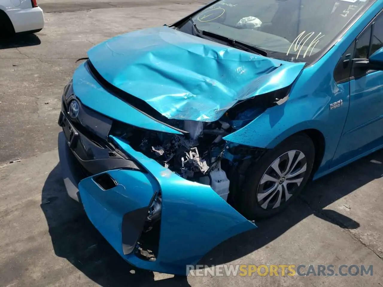 9 Photograph of a damaged car JTDKAMFP0M3167156 TOYOTA PRIUS 2021