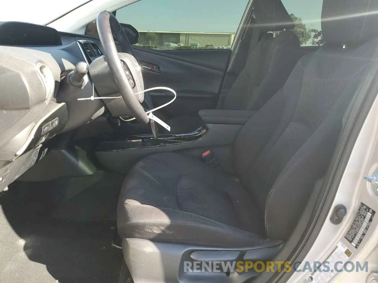 7 Photograph of a damaged car JTDKAMFP2M3178255 TOYOTA PRIUS 2021