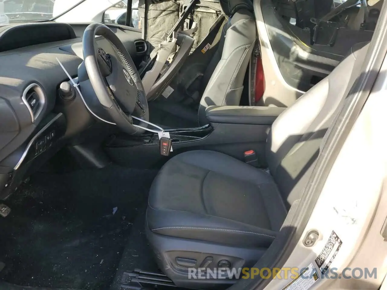7 Photograph of a damaged car JTDKAMFP3M3187627 TOYOTA PRIUS 2021