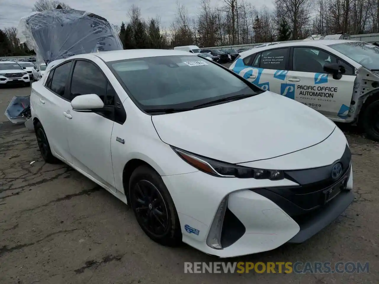 4 Photograph of a damaged car JTDKAMFP4M3193467 TOYOTA PRIUS 2021