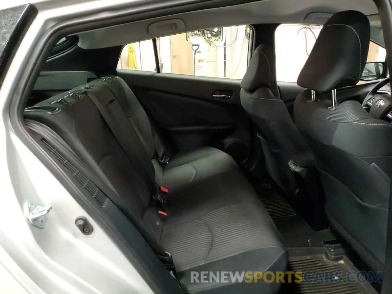 11 Photograph of a damaged car JTDKAMFP5M3187600 TOYOTA PRIUS 2021