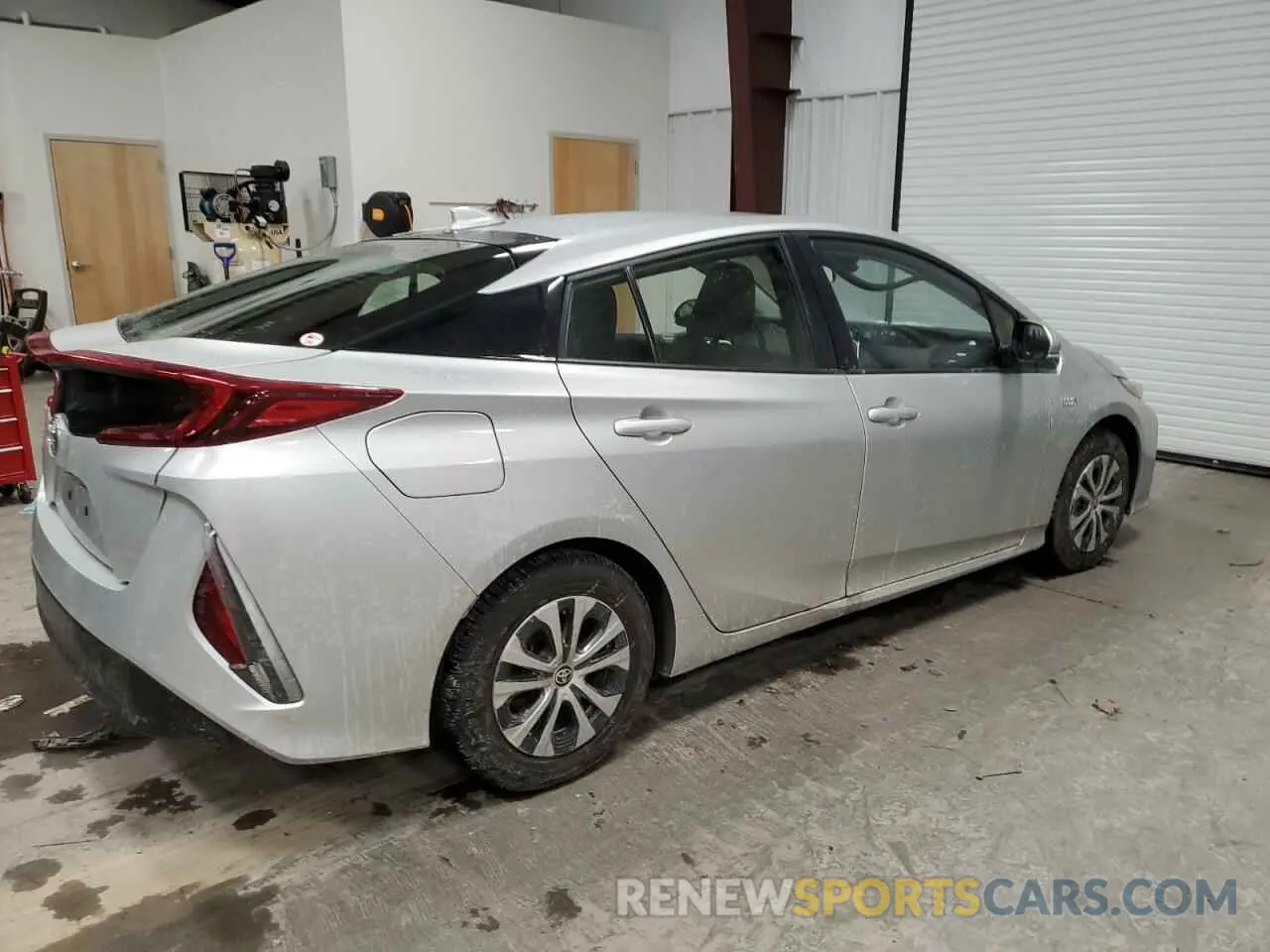 3 Photograph of a damaged car JTDKAMFP5M3187600 TOYOTA PRIUS 2021