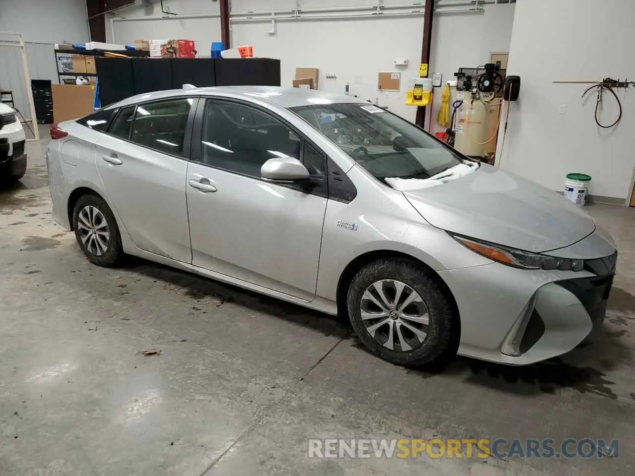 4 Photograph of a damaged car JTDKAMFP5M3187600 TOYOTA PRIUS 2021