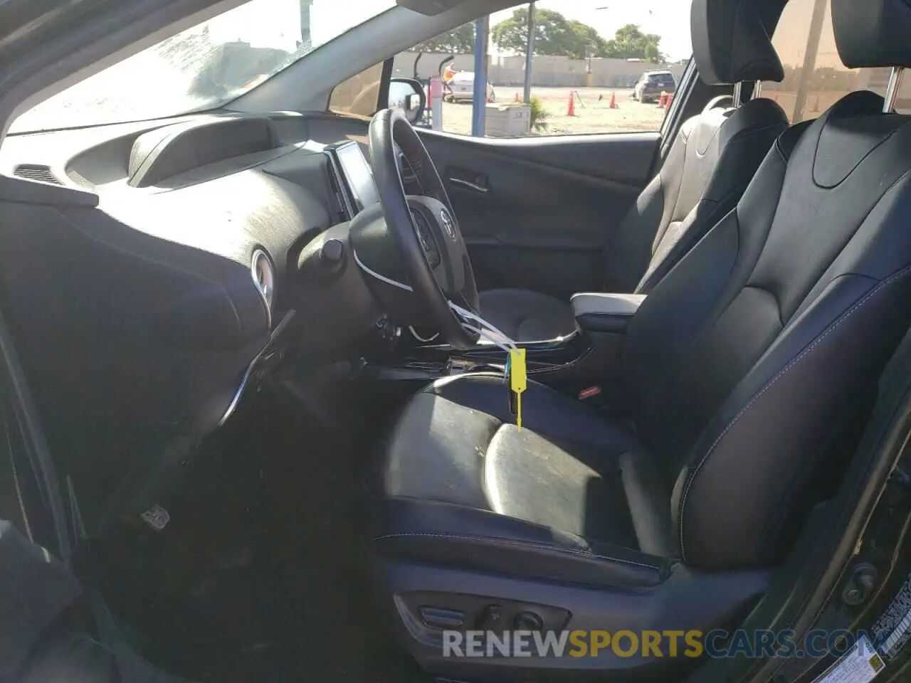 7 Photograph of a damaged car JTDKAMFP7M3165355 TOYOTA PRIUS 2021