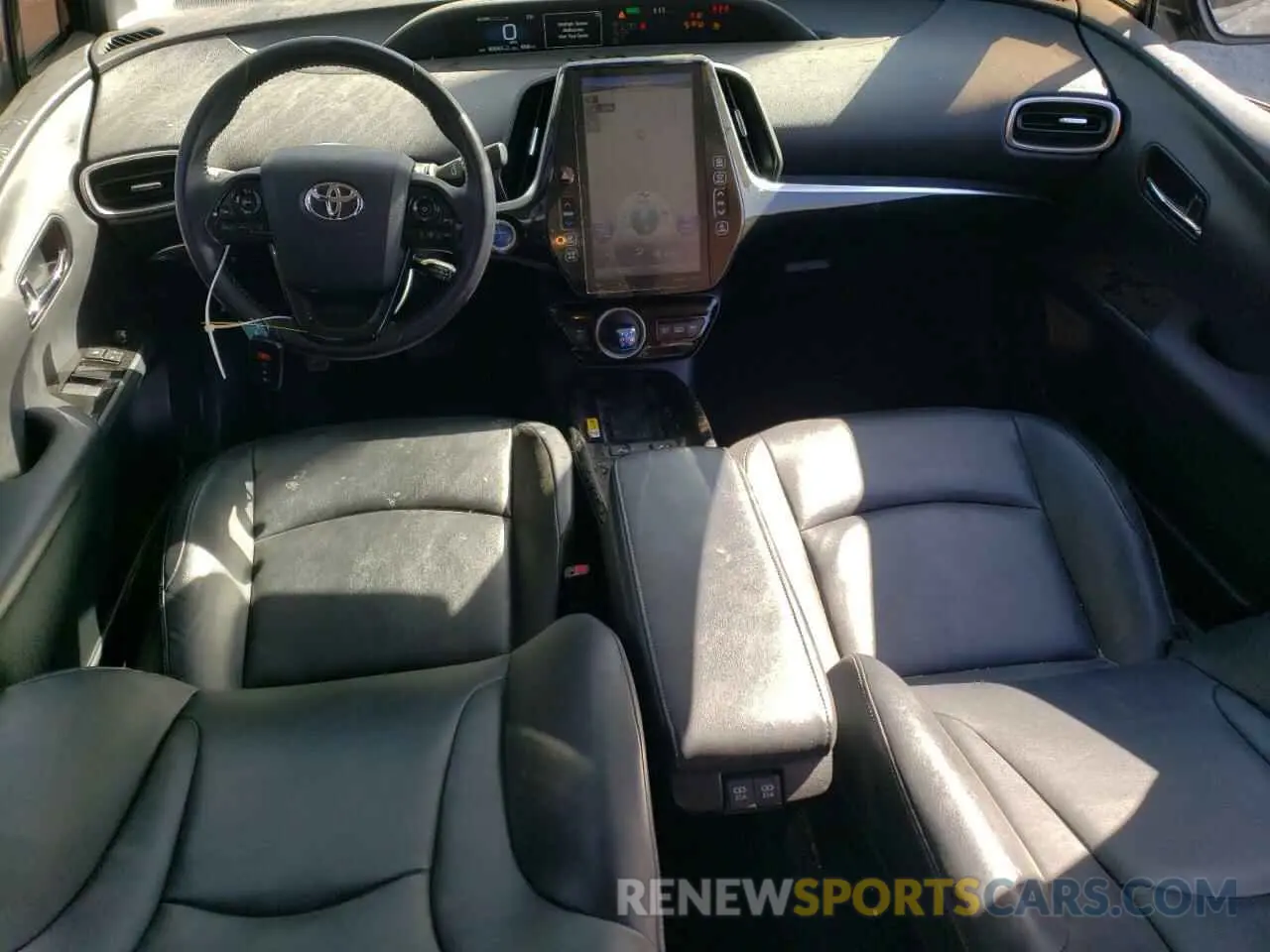8 Photograph of a damaged car JTDKAMFP7M3165355 TOYOTA PRIUS 2021