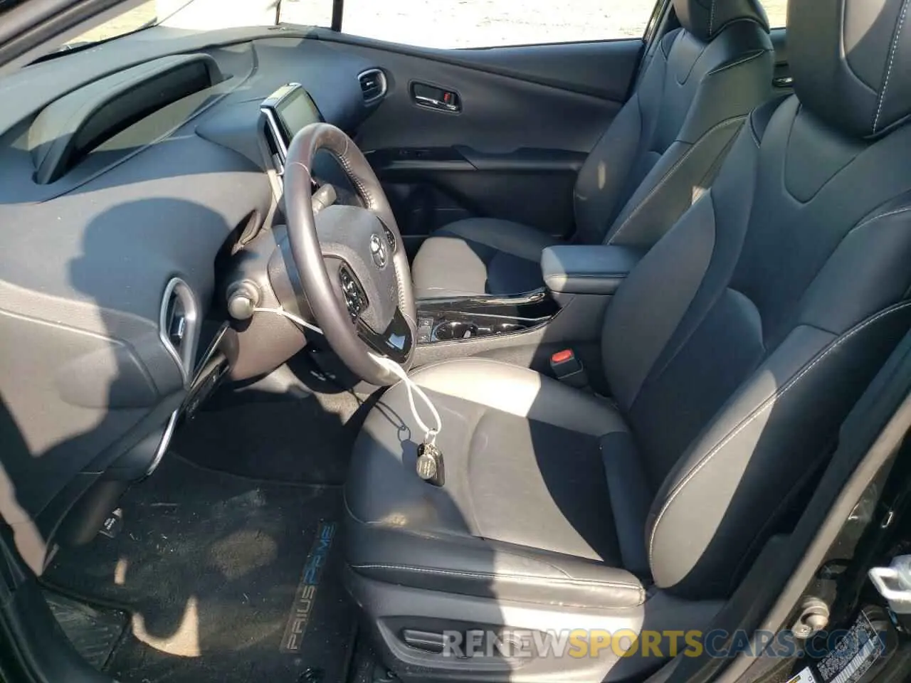 7 Photograph of a damaged car JTDKAMFP7M3174606 TOYOTA PRIUS 2021
